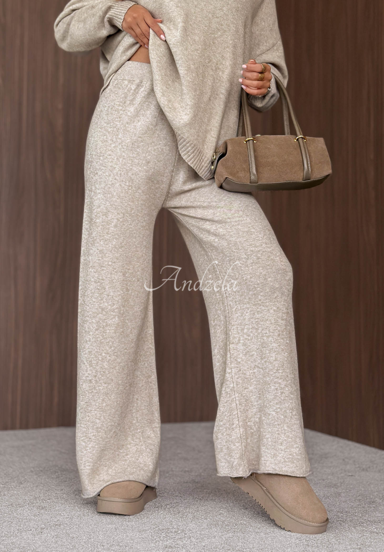 Compleu tricotat din viscoză cu pulover și pantaloni Faded Skies