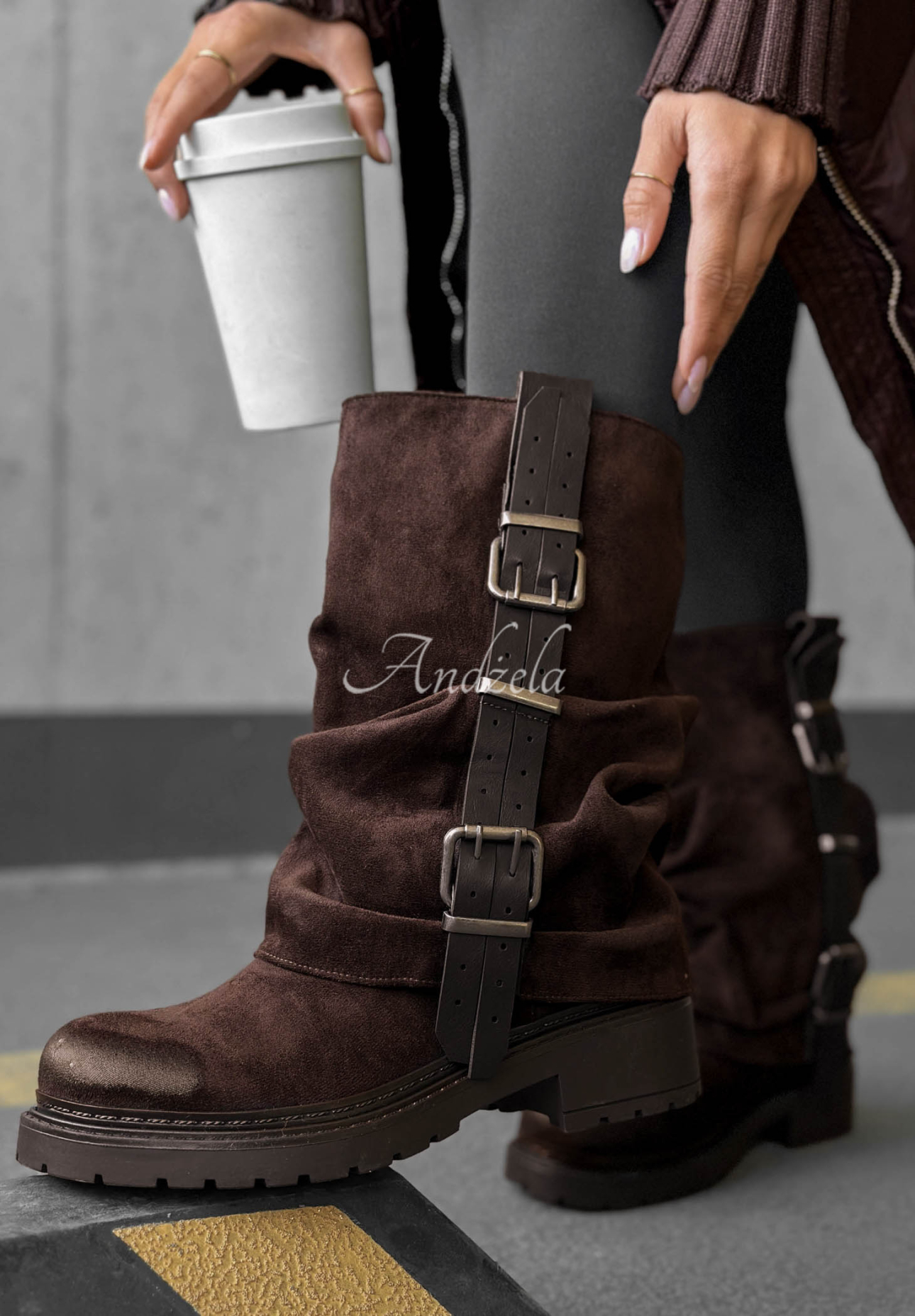 Botine biker din piele întoarsă cu catarame Modern Way