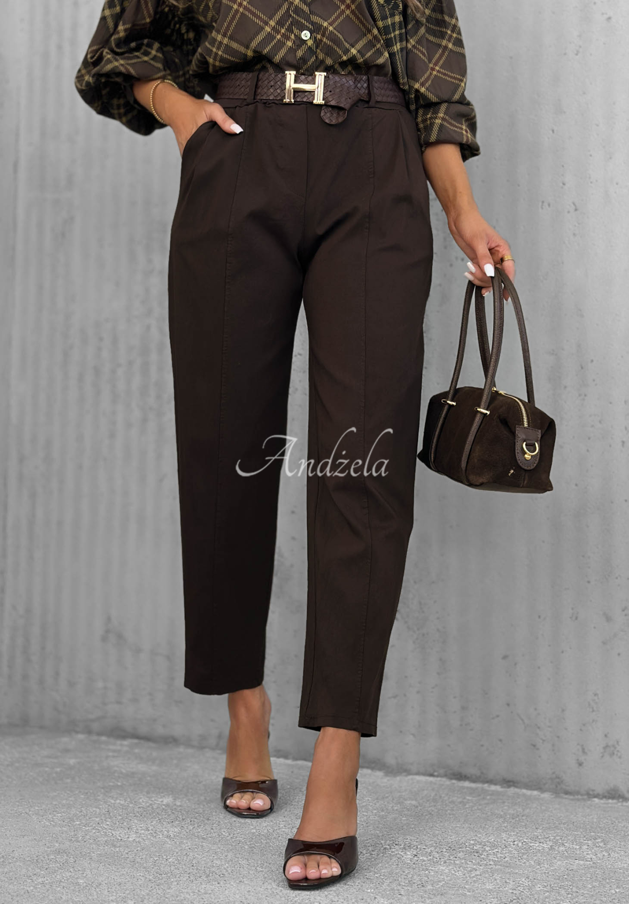 Pantaloni mom fit din viscoză cu curea Still Morning
