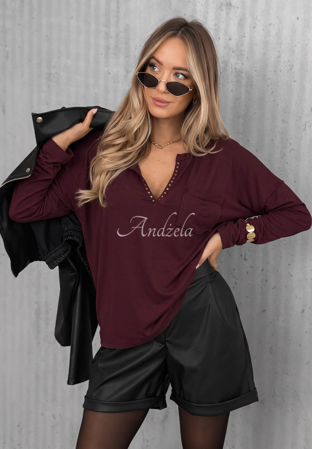 Bluză din bumbac cu mâneci lungi și decolteu Basic Charm