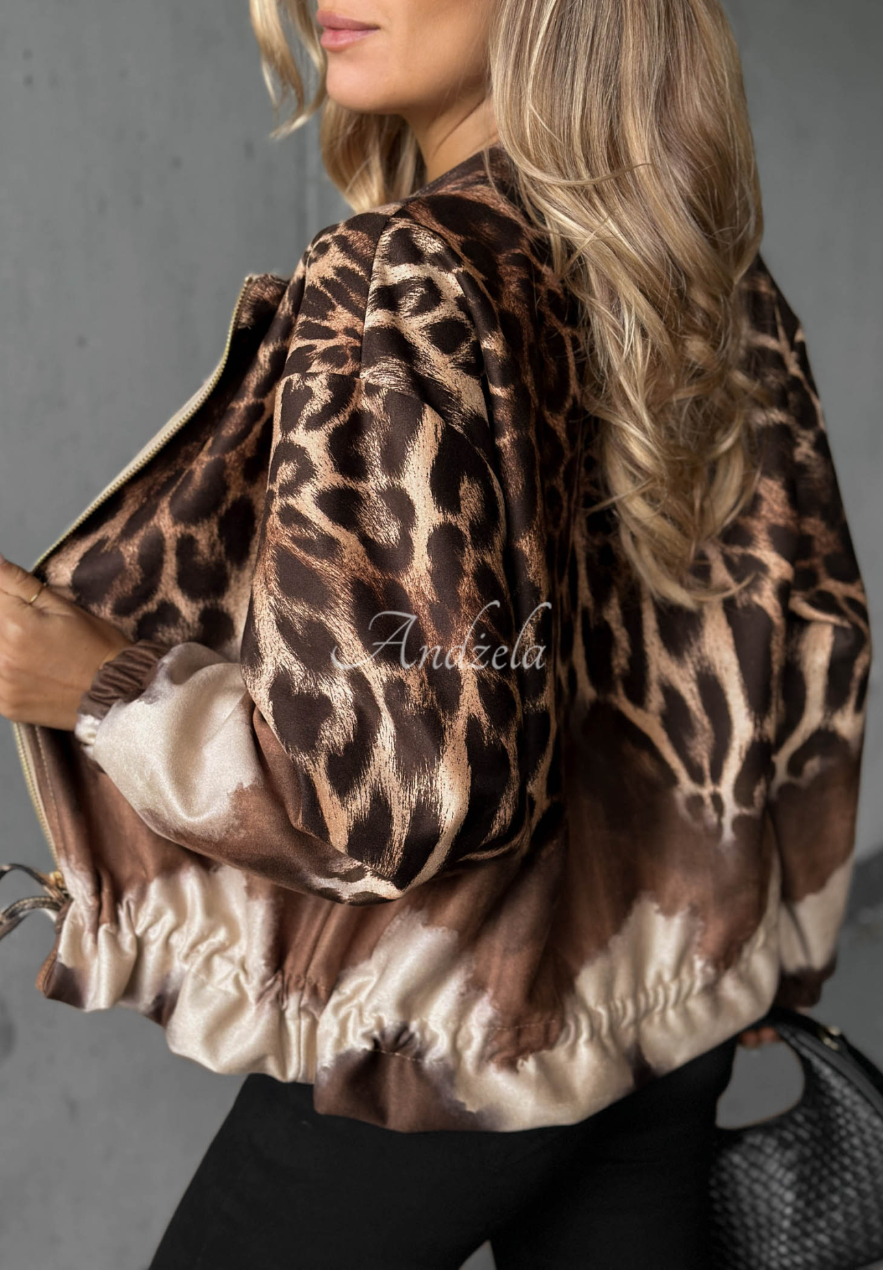 Hanorac bomber din piele întoarsă cu imprimeu leopard Wild Charm