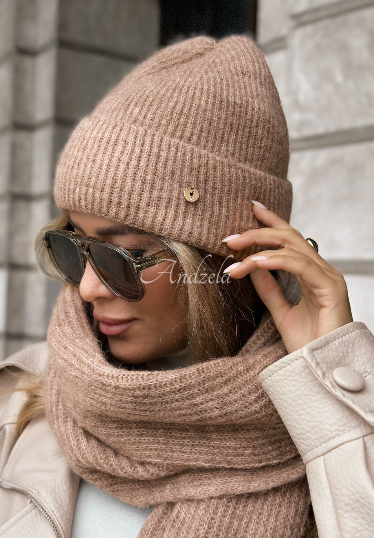 Căciulă cu lână merino și mohair Snowfall Charm