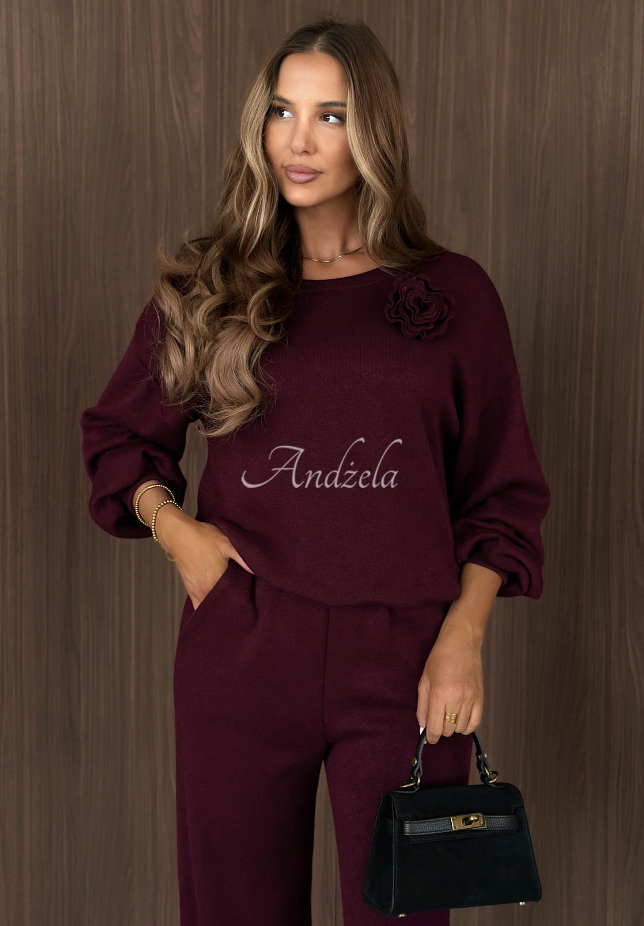 Set tricotat din vâscoză cu floare Feels Different
