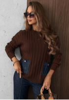 Prążkowany Pulover z jeansowymi kieszeniami Cozy Grace ciocolatiu