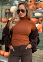 Dopasowany Pulover z golfem Solange rudy