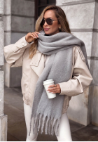 Miękki Sal z frędzlami Snow Darling mokka