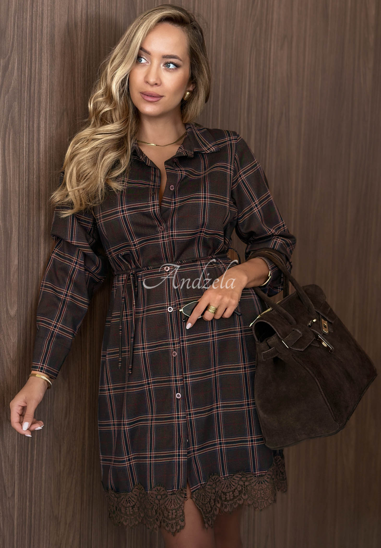 Rochie tip cămașă în carouri cu dantelă Cozy Romance