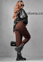 din material textil Pantaloni joggery z guzikami Divine Charm negre