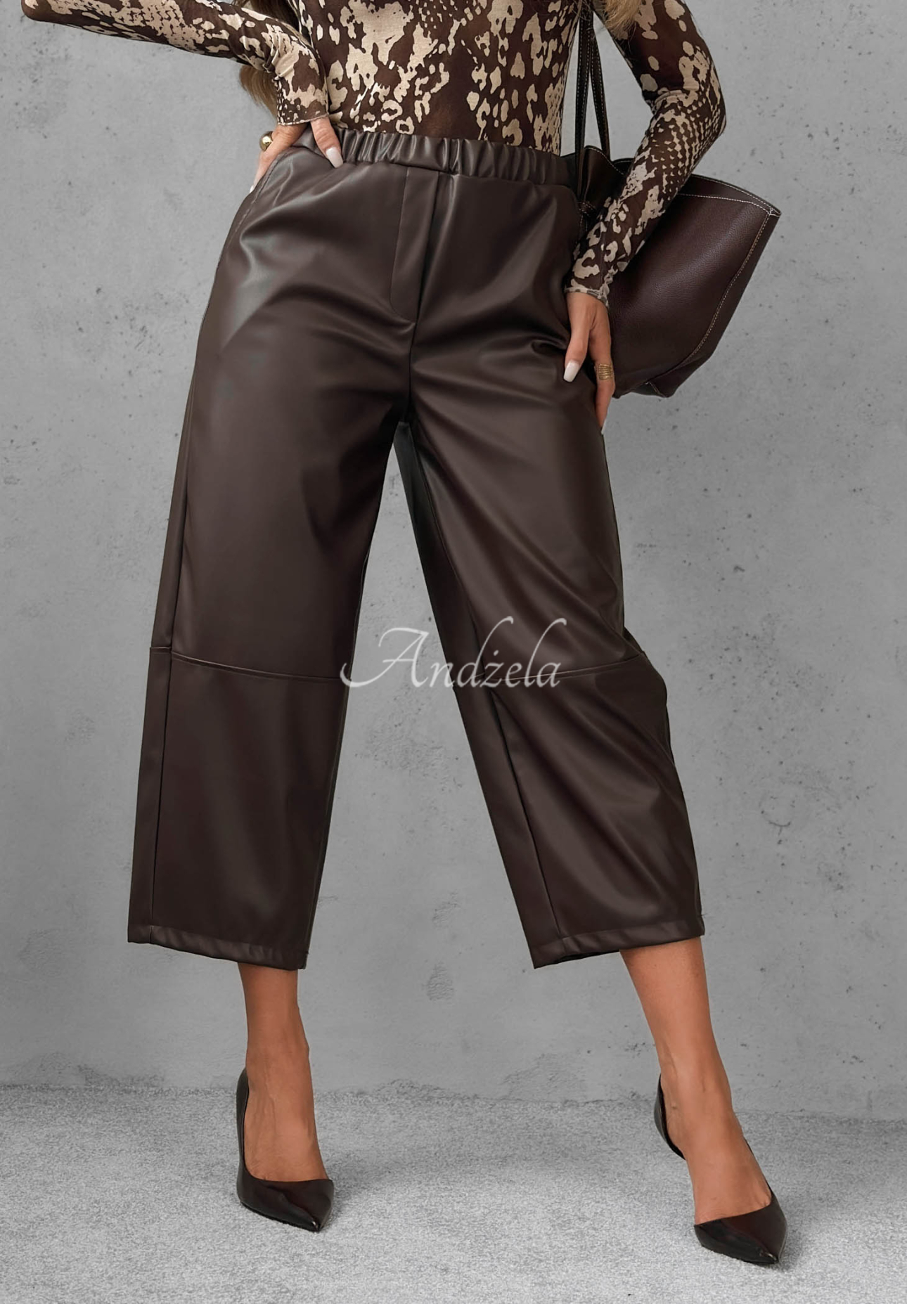 Pantaloni mom fit din piele Warm Vanilla