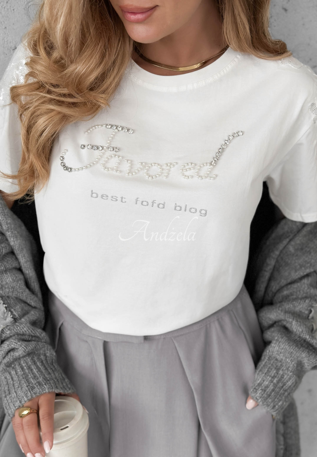 Tricou din bumbac cu inscripție decorativă Favored