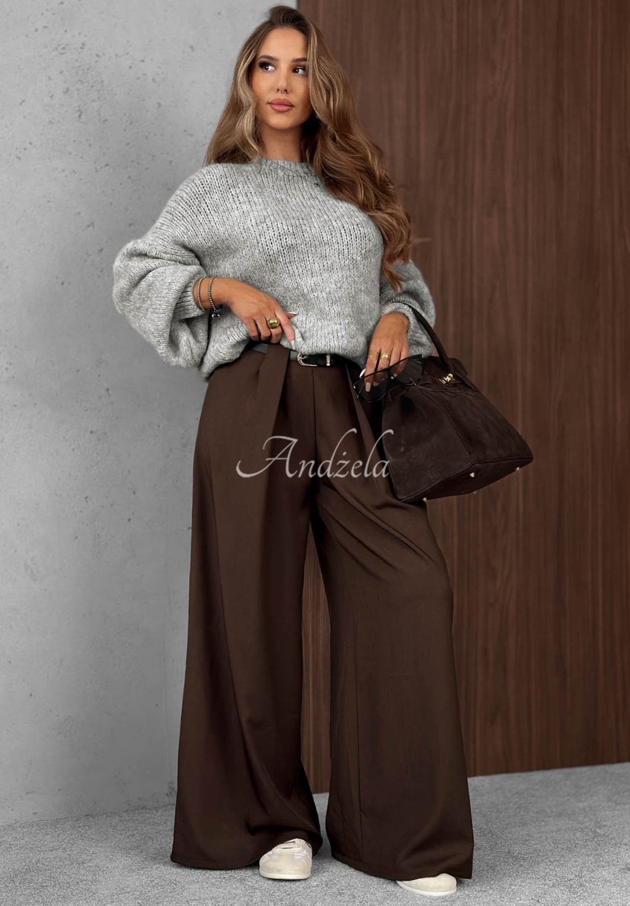 Pantaloni eleganți wide leg cu pliuri Timeless Poise