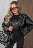 Tricou z ozdobną aplikacją This Happens burgundowy