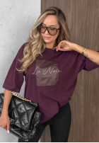 Tricou z ozdobną aplikacją This Happens burgundowy