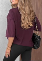 Tricou z ozdobną aplikacją This Happens burgundowy