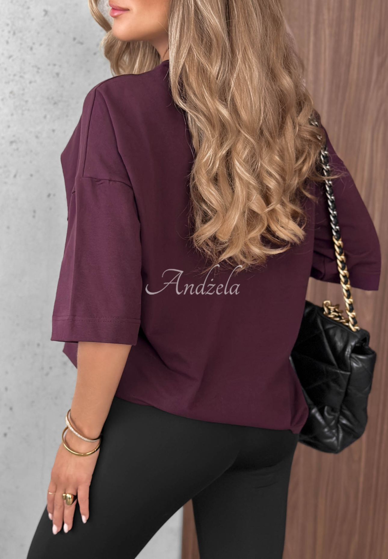 Tricou din bumbac cu aplicație decorativă This Happens