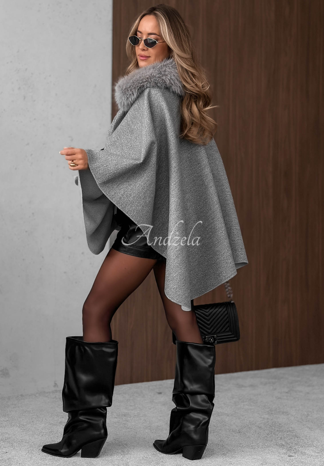 Pardesiu tip poncho cu blăniță și lână Feather Soft