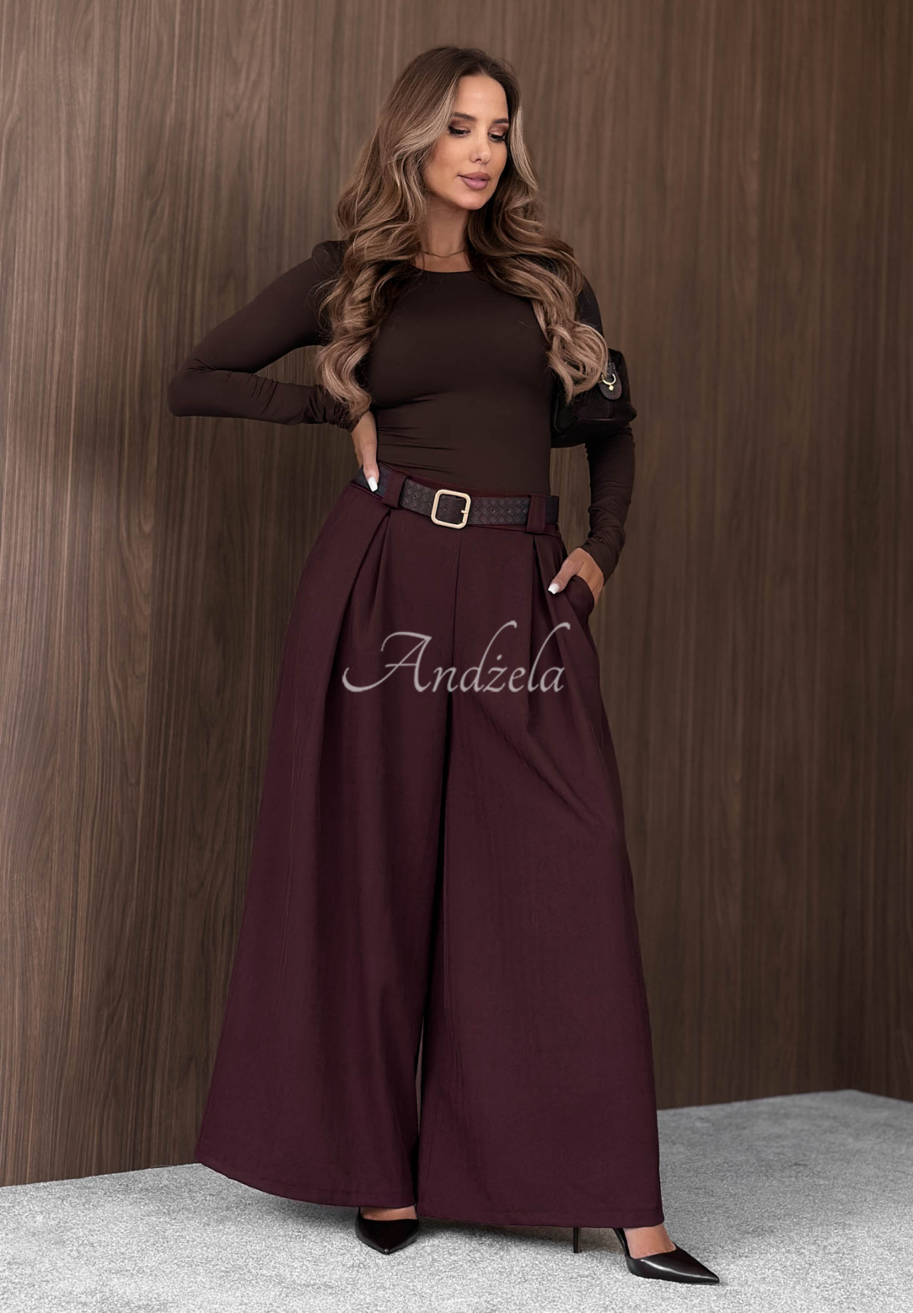 Pantaloni din material textil wide leg cu curea Simple Elegance