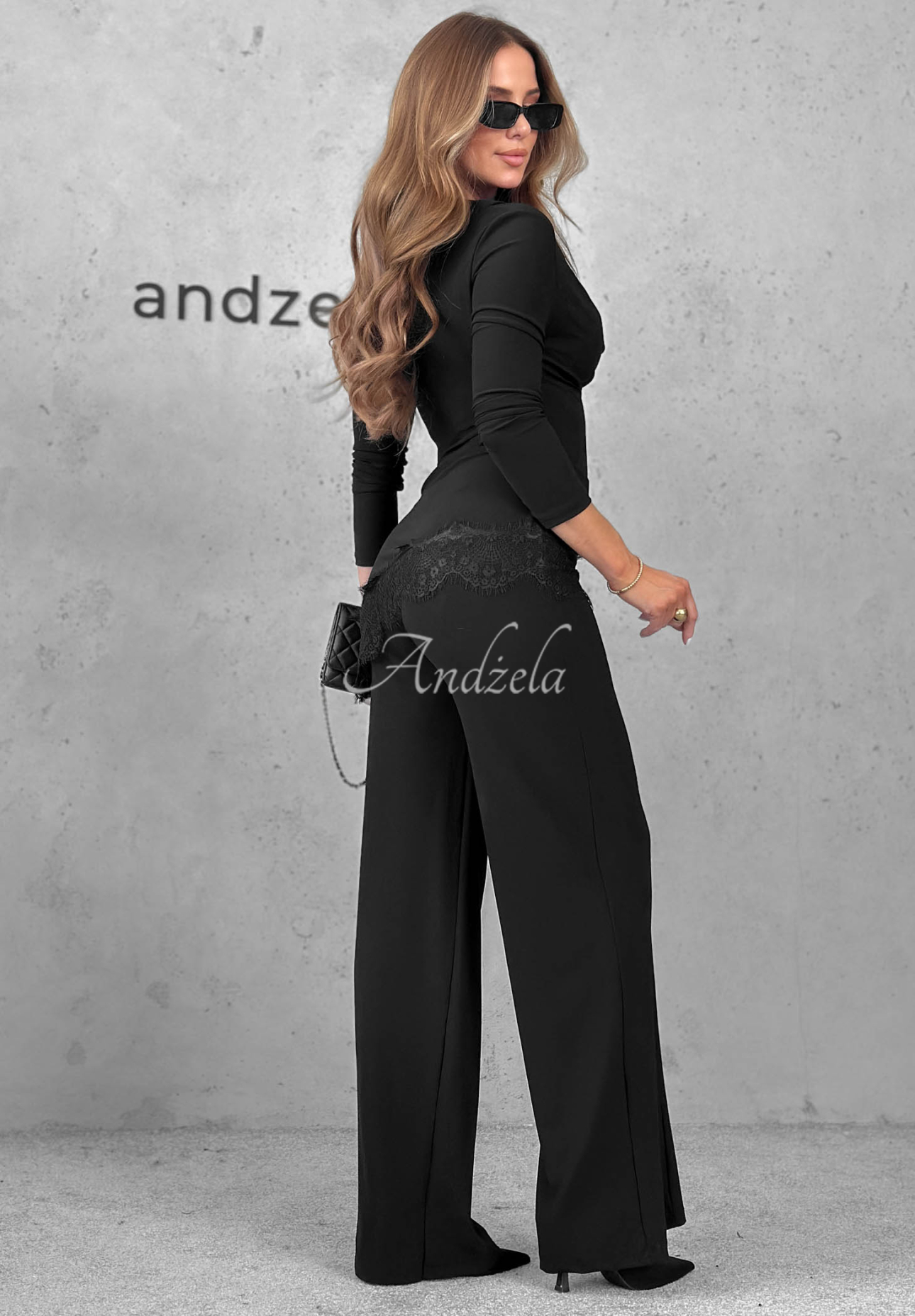 Compleu elegant bluză cu dantelă și pantaloni Boss Babe