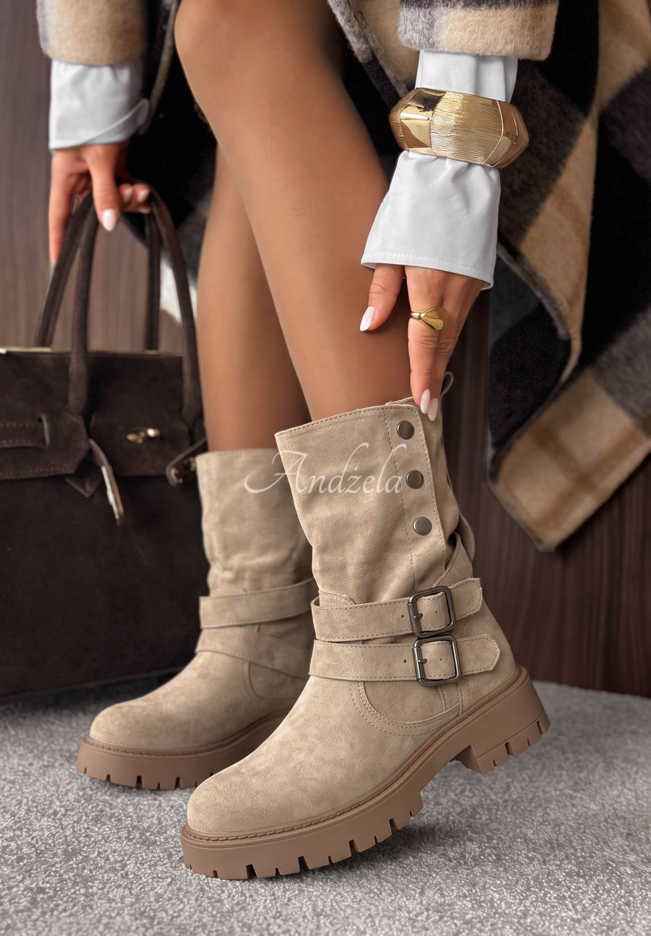Botine din piele întoarsă cu barete Rainy Steps