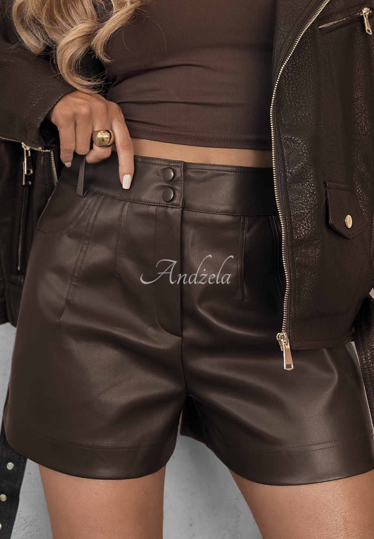 Pantaloni scurți din piele Warm October