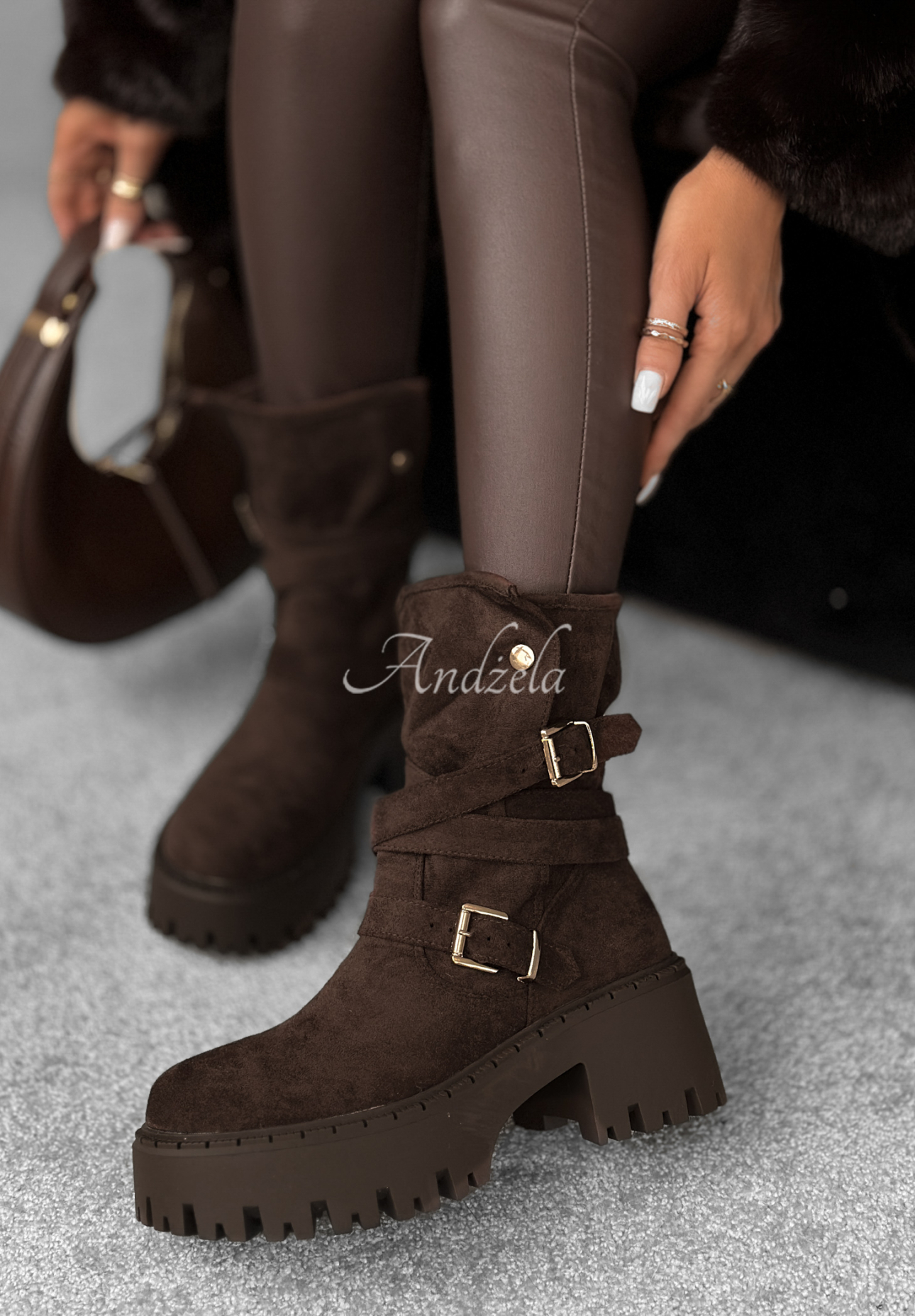 Botine din piele întoarsă cu catarame Warm Ember