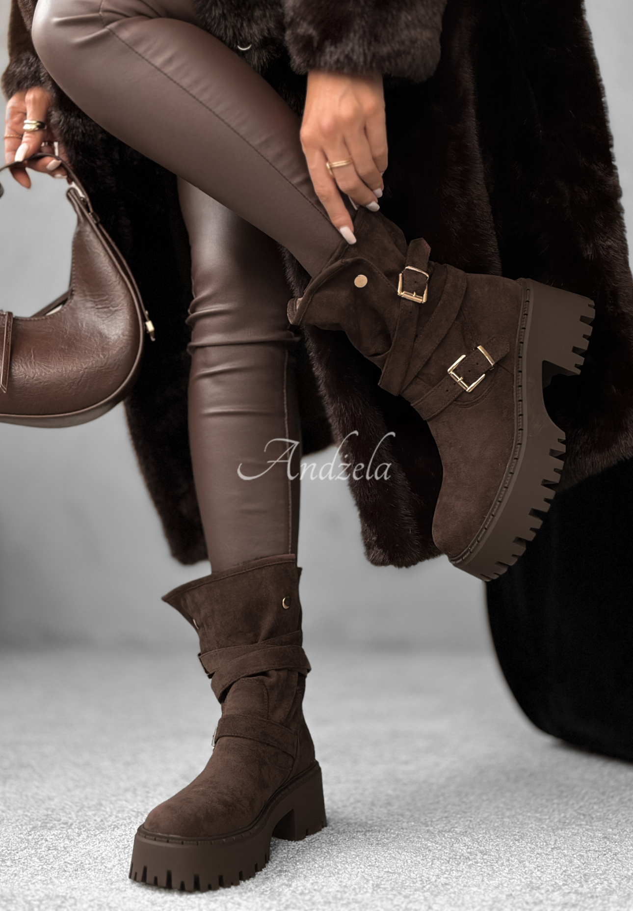 Botine din piele întoarsă cu catarame Warm Ember