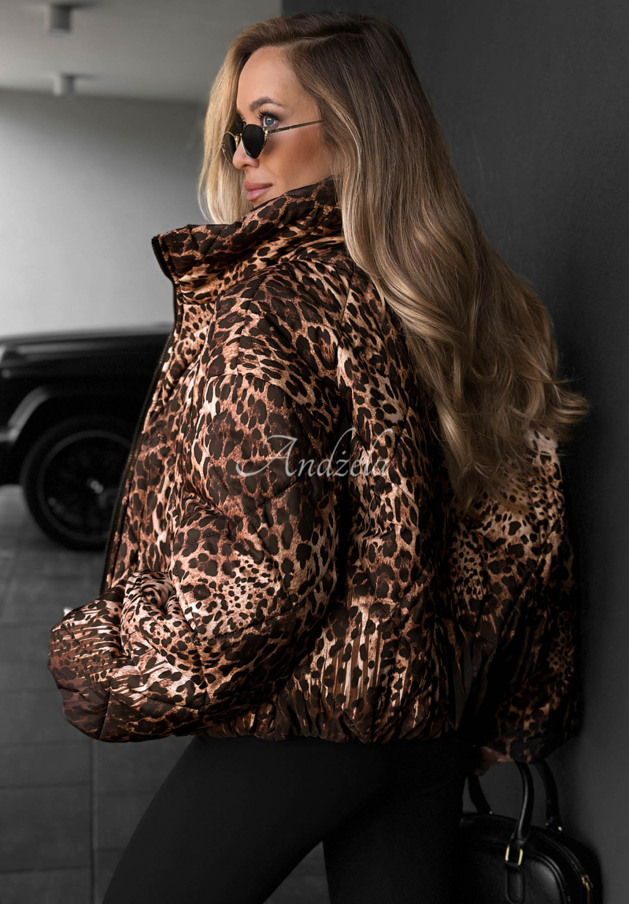 Geacă bomber matlasată cu imprimeu leopard Wild Freeze