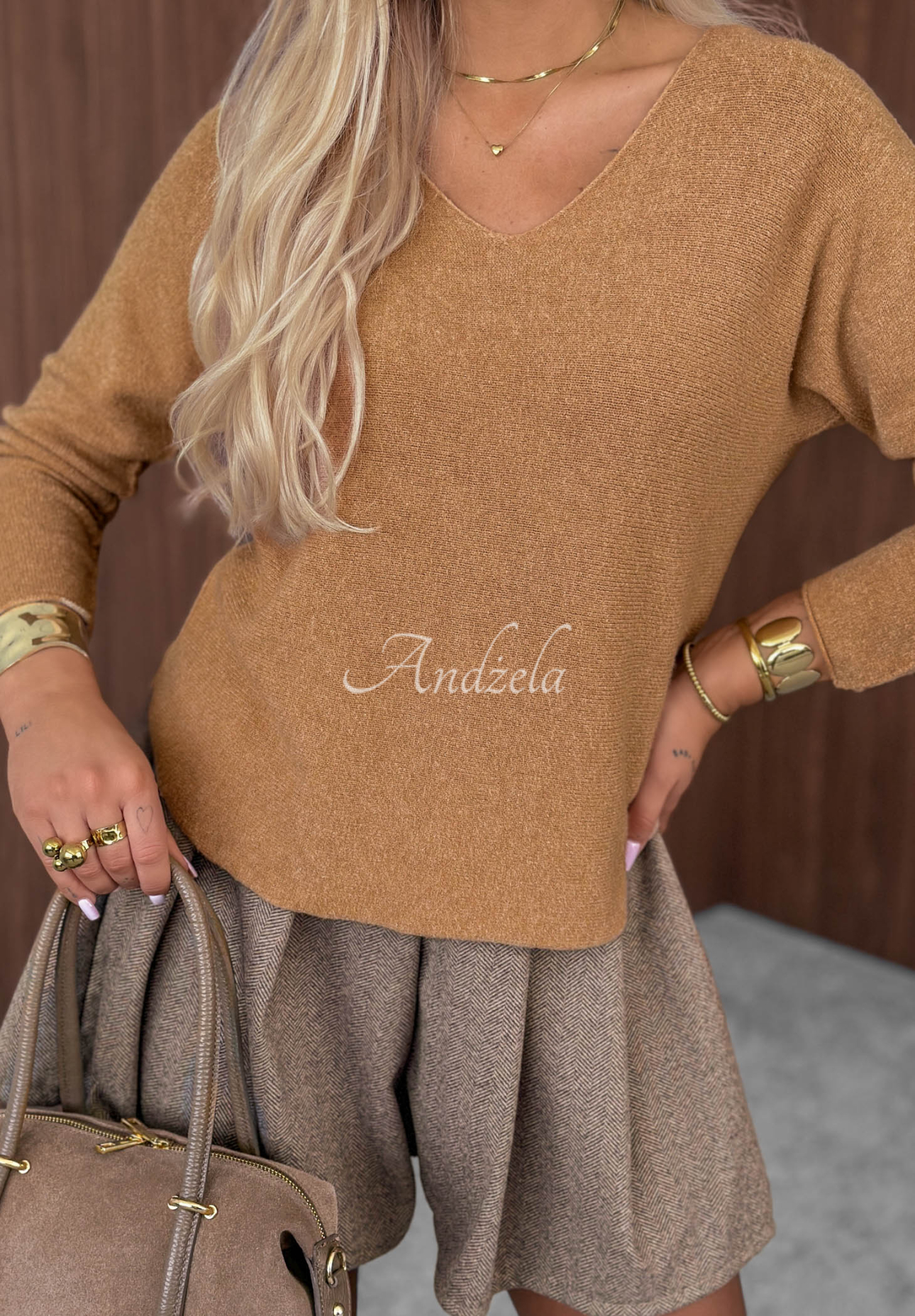 Pulover ușor din vâscoză cu decolteu în V Amber Woods