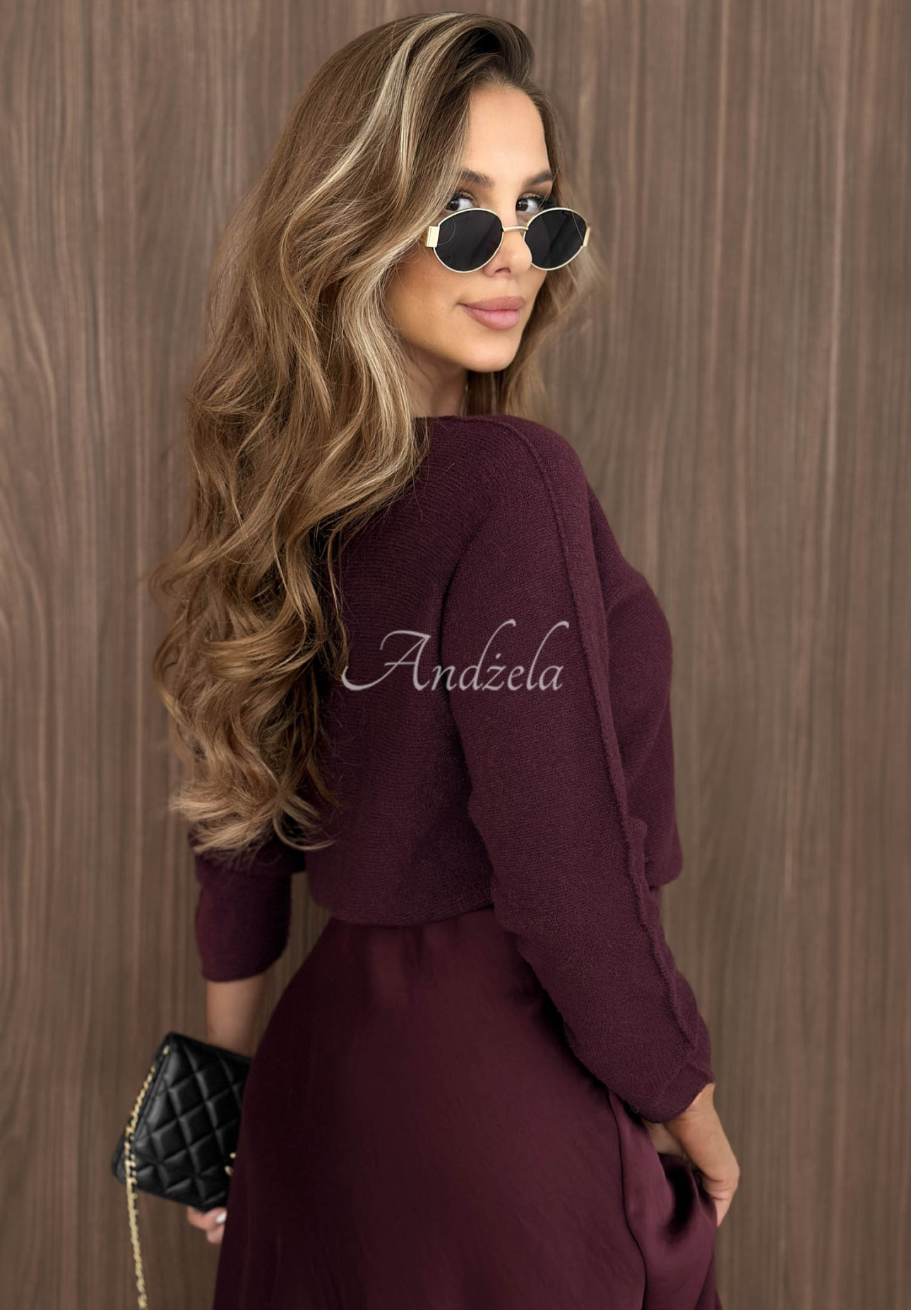 Pulover ușor din vâscoză cu decolteu în V Amber Woods