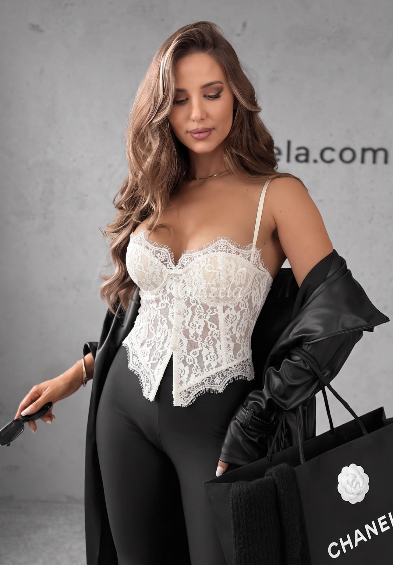 Top                                       tip corset cu dantelă Chloe