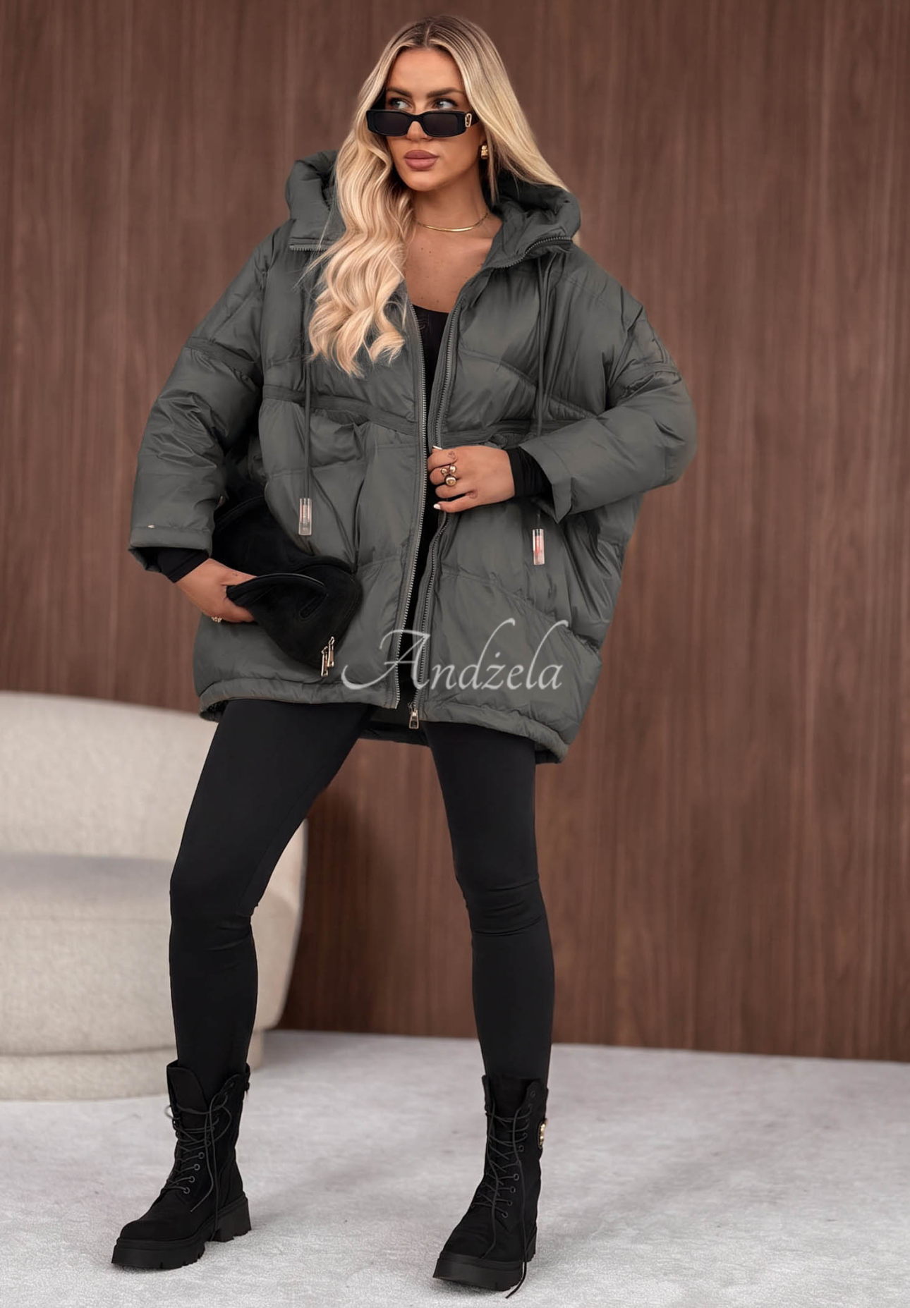 Geacă matlasată Coldest Of Times cu glugă