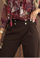 Eleganckie spodnie Pantaloni de tip țigaretă z guzikami Gentle Elegance burgundowe