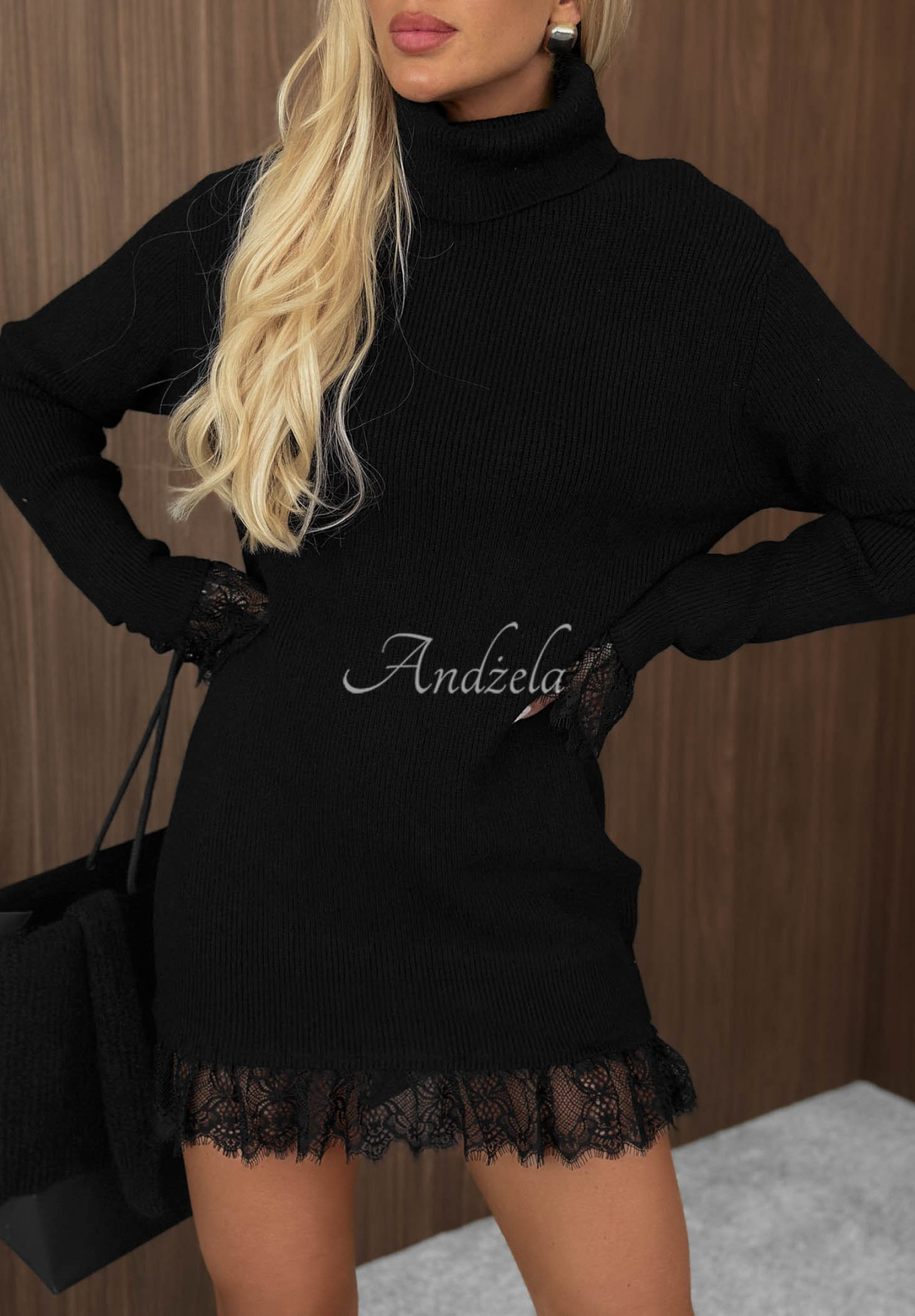 Rochie-pulover din viscoză cu guler înalt și dantelă Autumn Spell