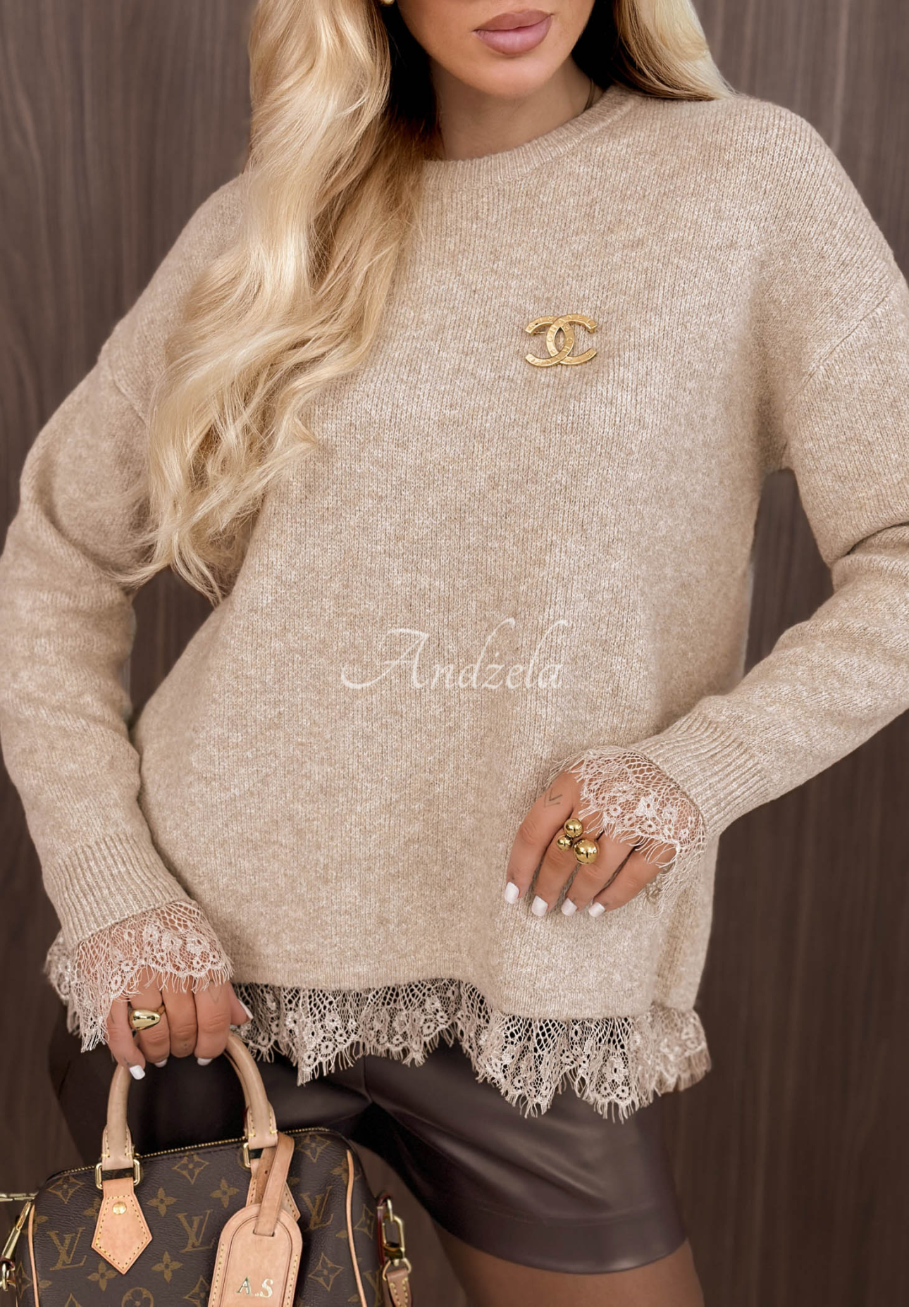 Pulover oversize cu lână și dantelă Cozy Softness