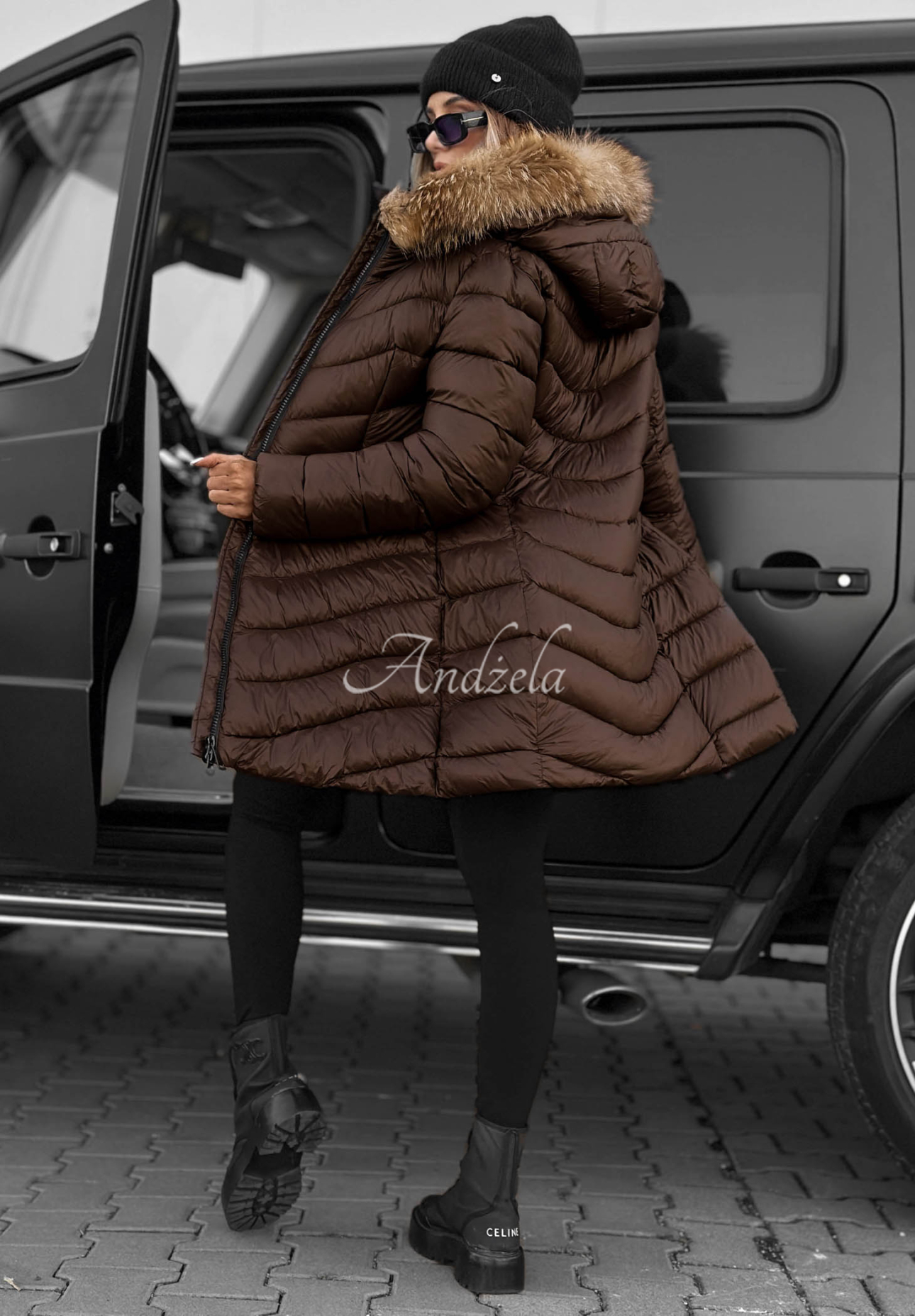 Geacă matlasată cu glugă Winter