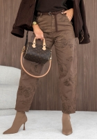 Pantaloni mom fit cu modele z paskiem Coffee Art ciocolatii