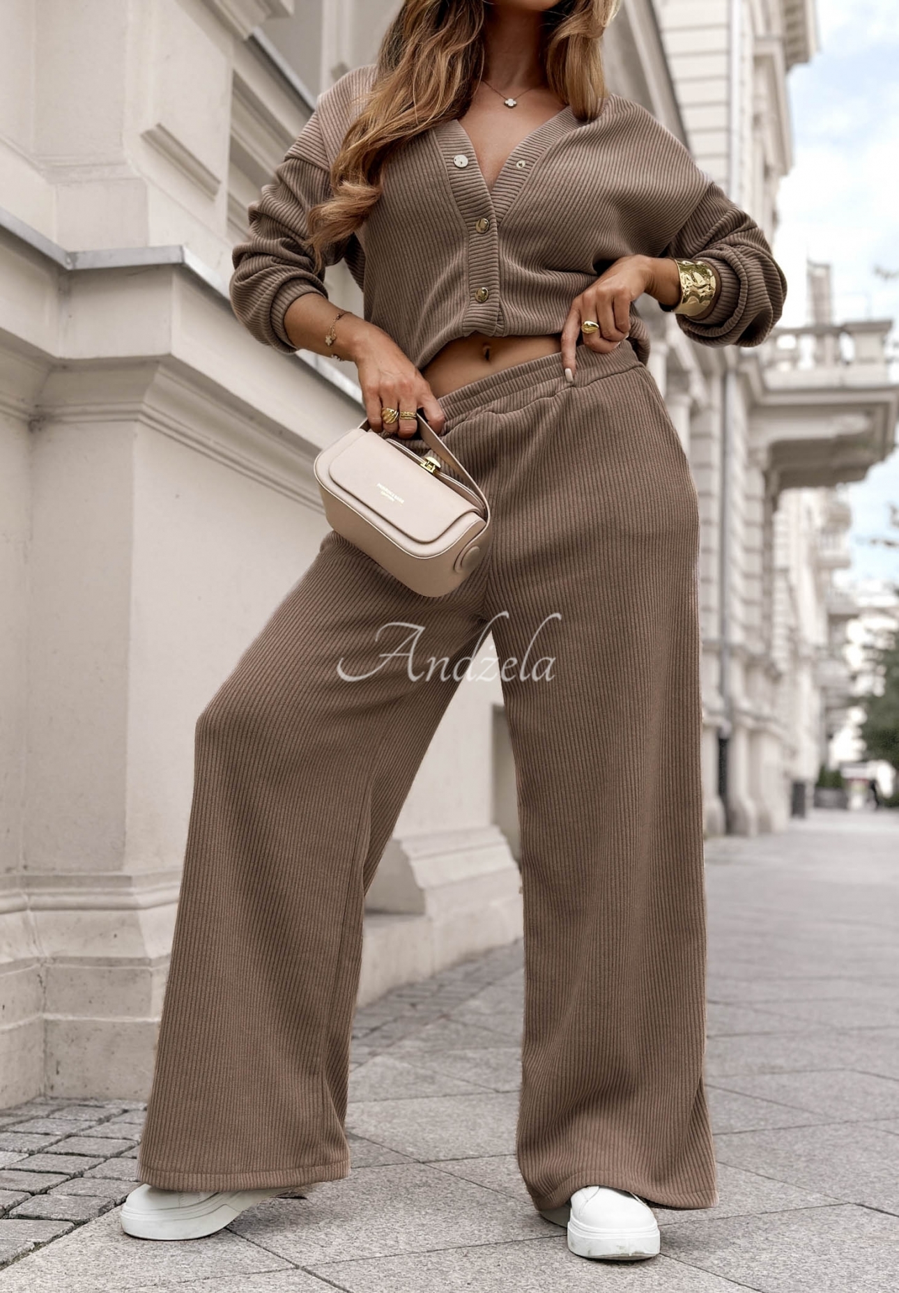 Compleu din catifea reiată din bumbac cu bluză și pantaloni wide leg Simple Escape