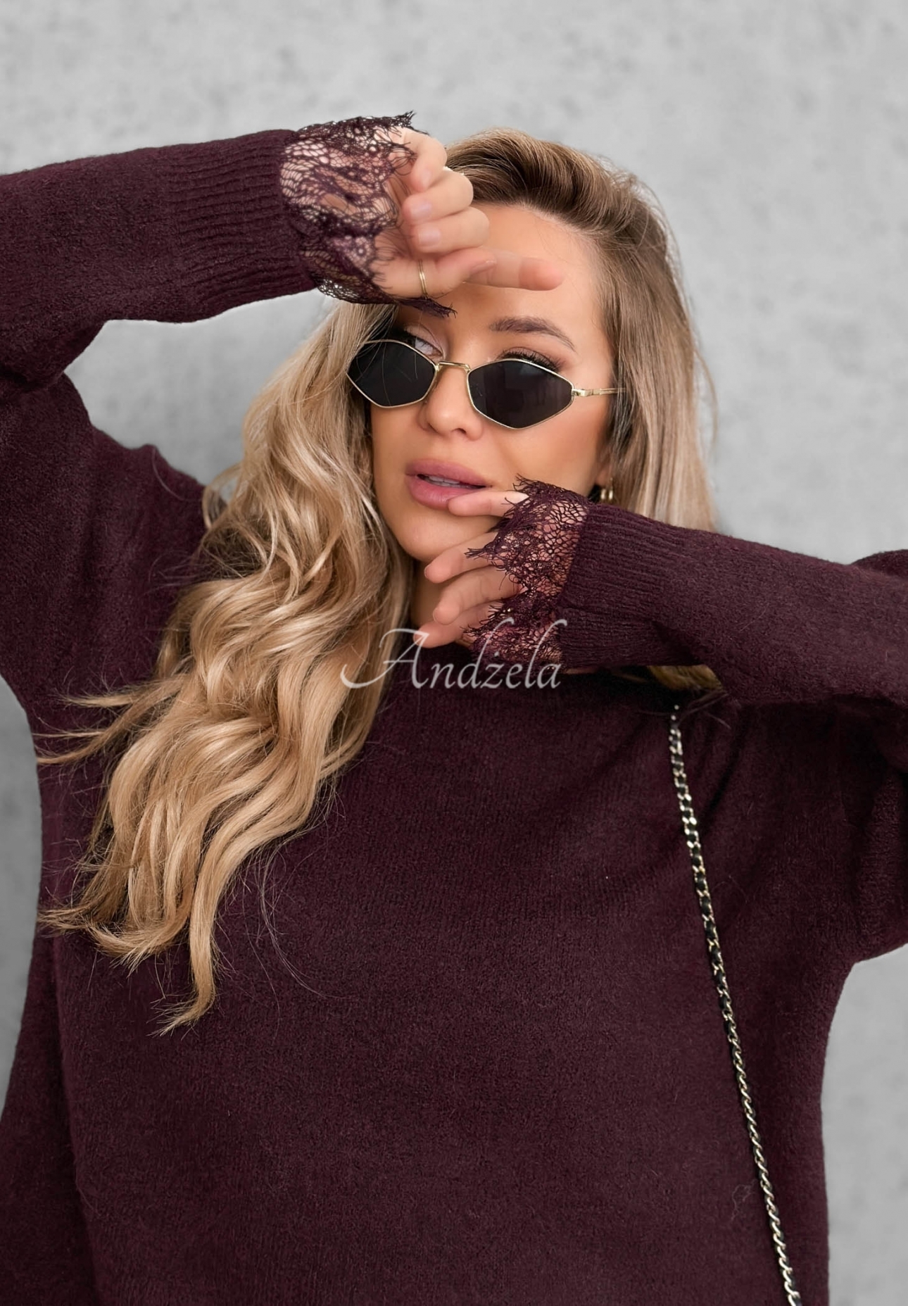Pulover oversize cu lână și dantelă Cozy Softness
