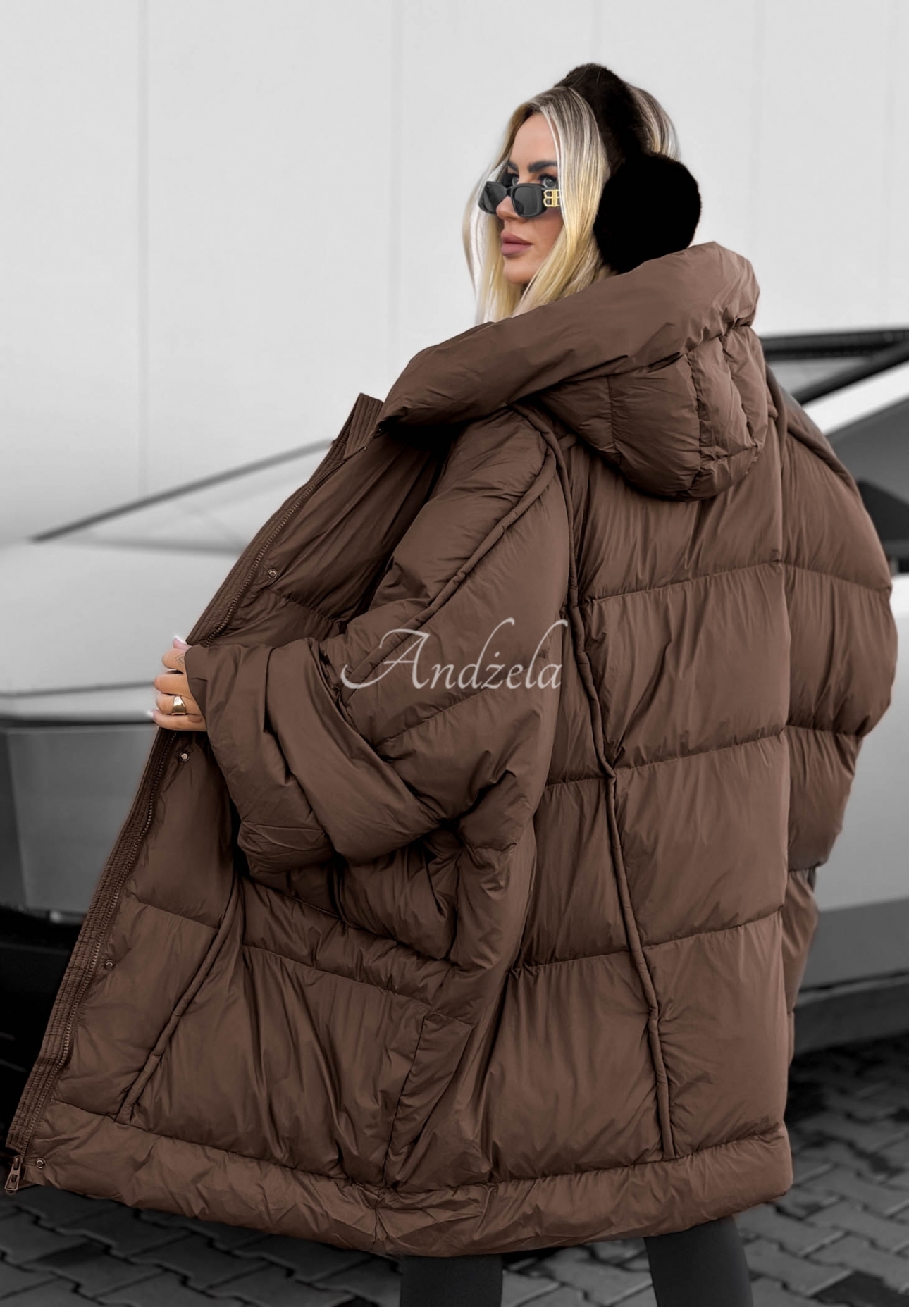 Geacă oversize din puf cu glugă Frozen Tale