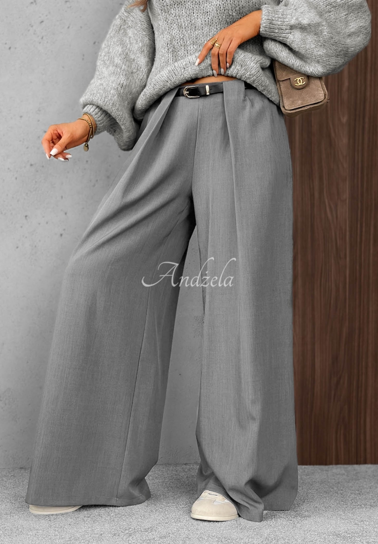 Pantaloni eleganți wide leg cu pliuri Timeless Poise